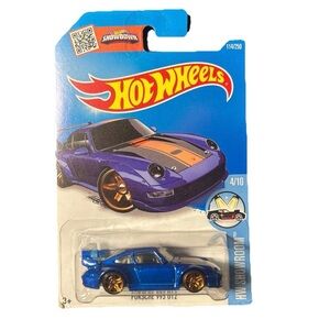 Hot Wheels HW Showroom 4/10 (2015) Blue Porsche 993 GT2 Car 114/250 - card wear